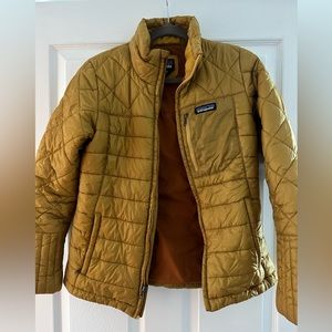 Women’s Patagonia jacket, mustard